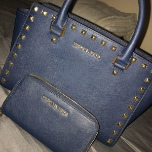 Michael kors studded hand bag with wallet